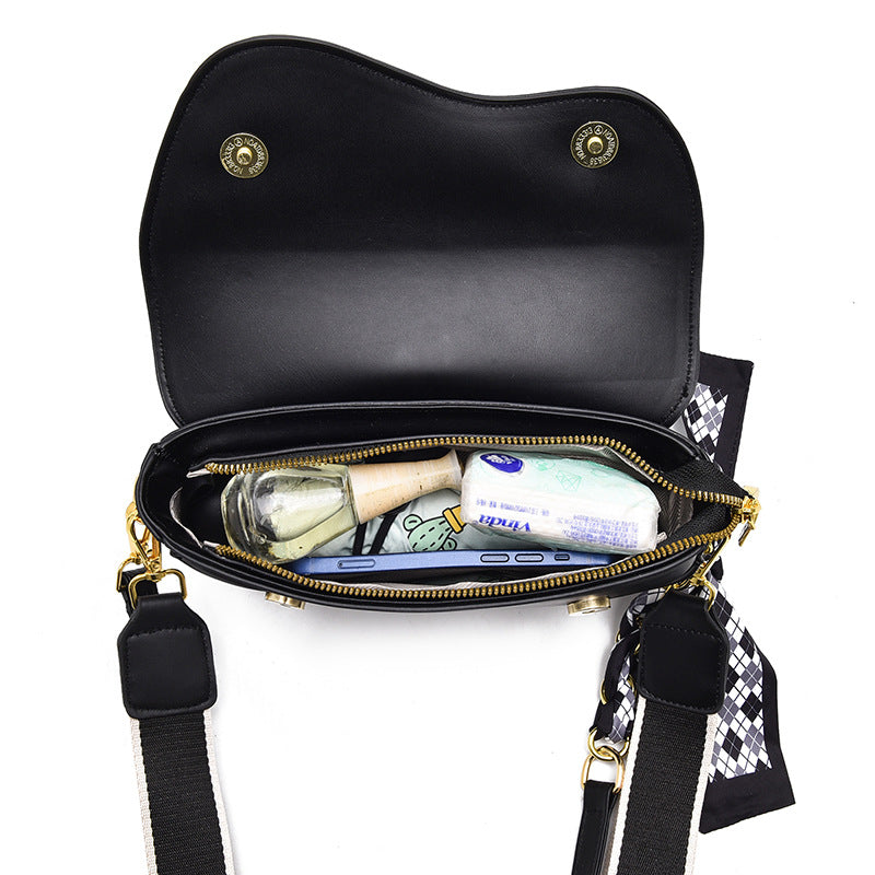 Special Interest Light Luxury Fall Winter Fashion Underarm Saddle Bag My Store
